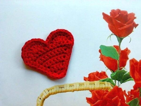 8 Crochet Heart Flowers